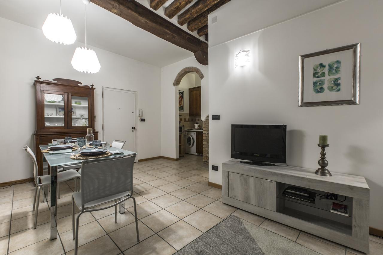 Tiepolo Rialto Apartment R&R เวนิส ภายนอก รูปภาพ