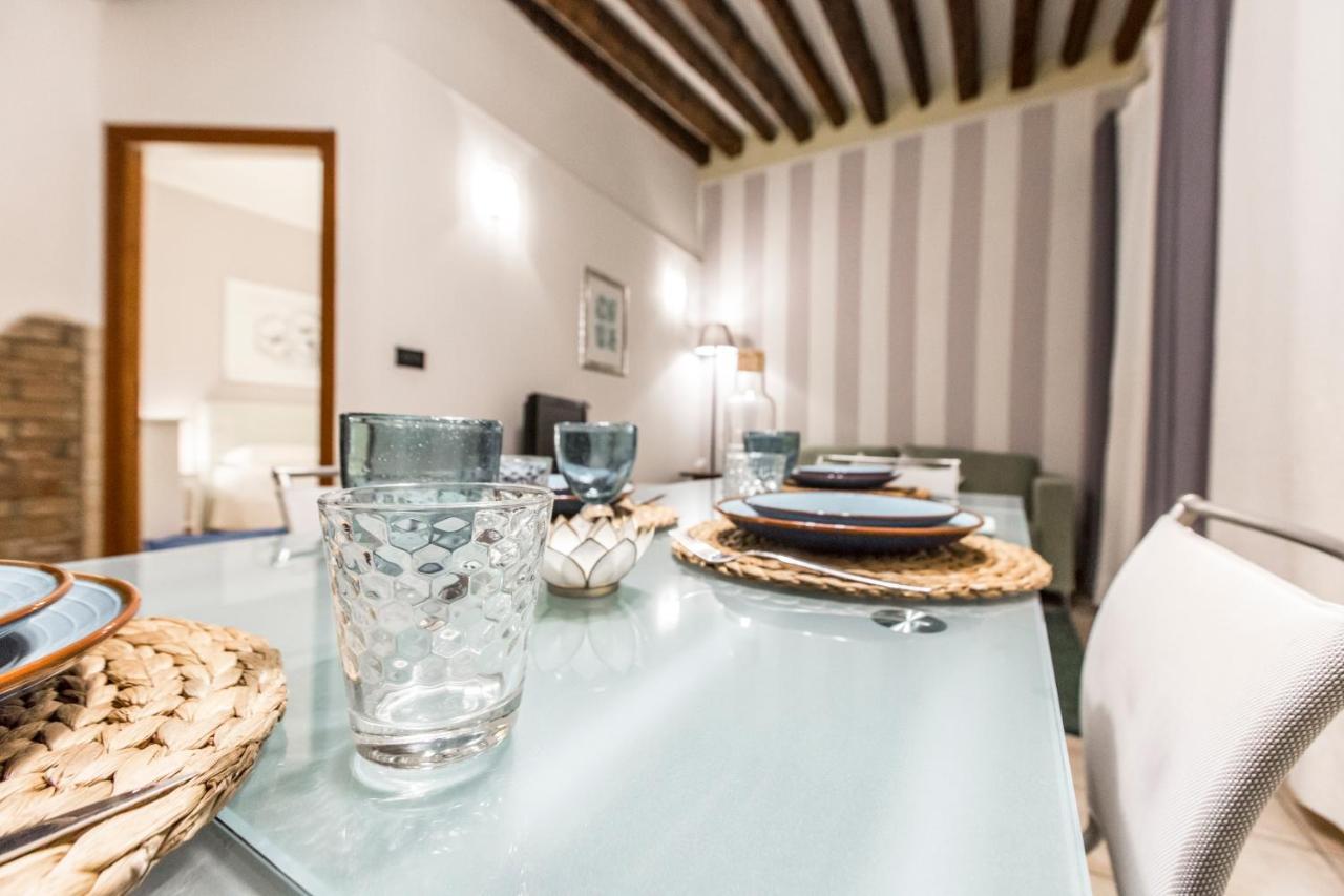 Tiepolo Rialto Apartment R&R เวนิส ภายนอก รูปภาพ